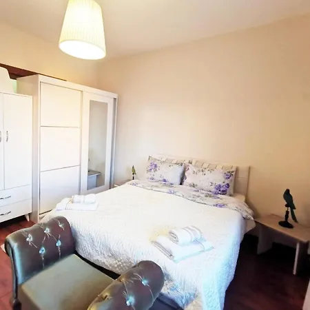Duplex 4-bedroom Apart. Near Taksim, With Seaview Lejlighed *