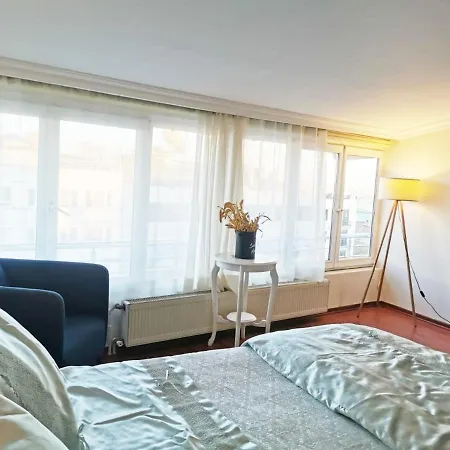 Duplex 4-bedroom Apart. Near Taksim, With Seaview